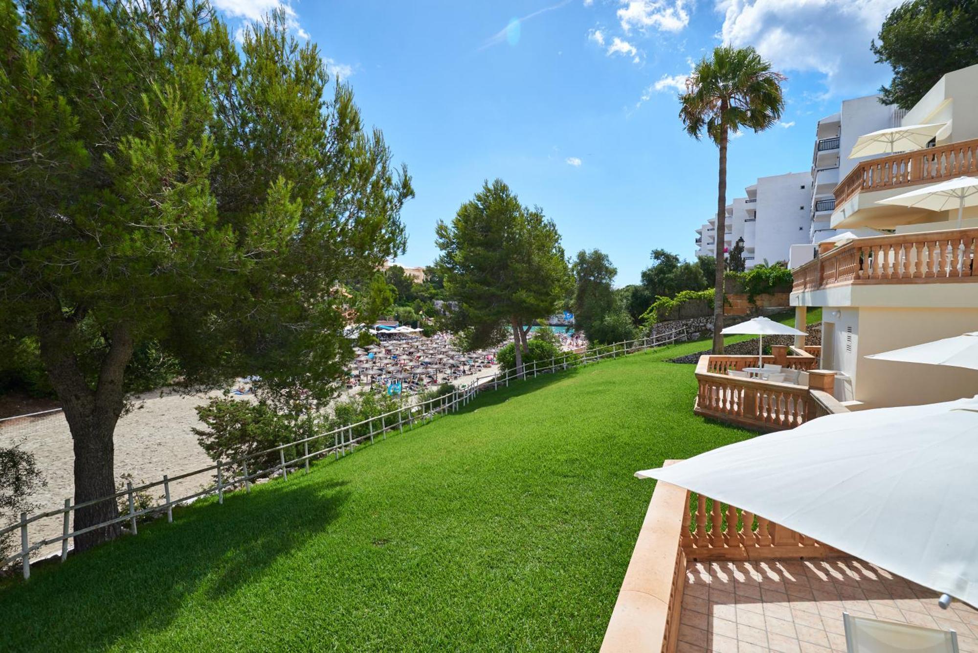 Apartamentos Azul Playa Cala Ferrera  Exterior photo